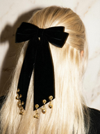 BLACK CHARMABLE BOW