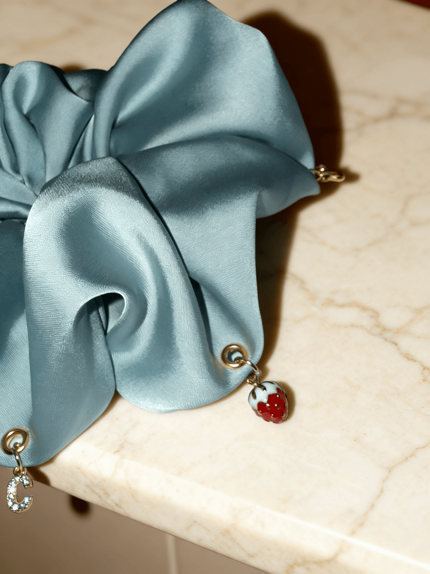 CHARMABLE SCRUNCHIE