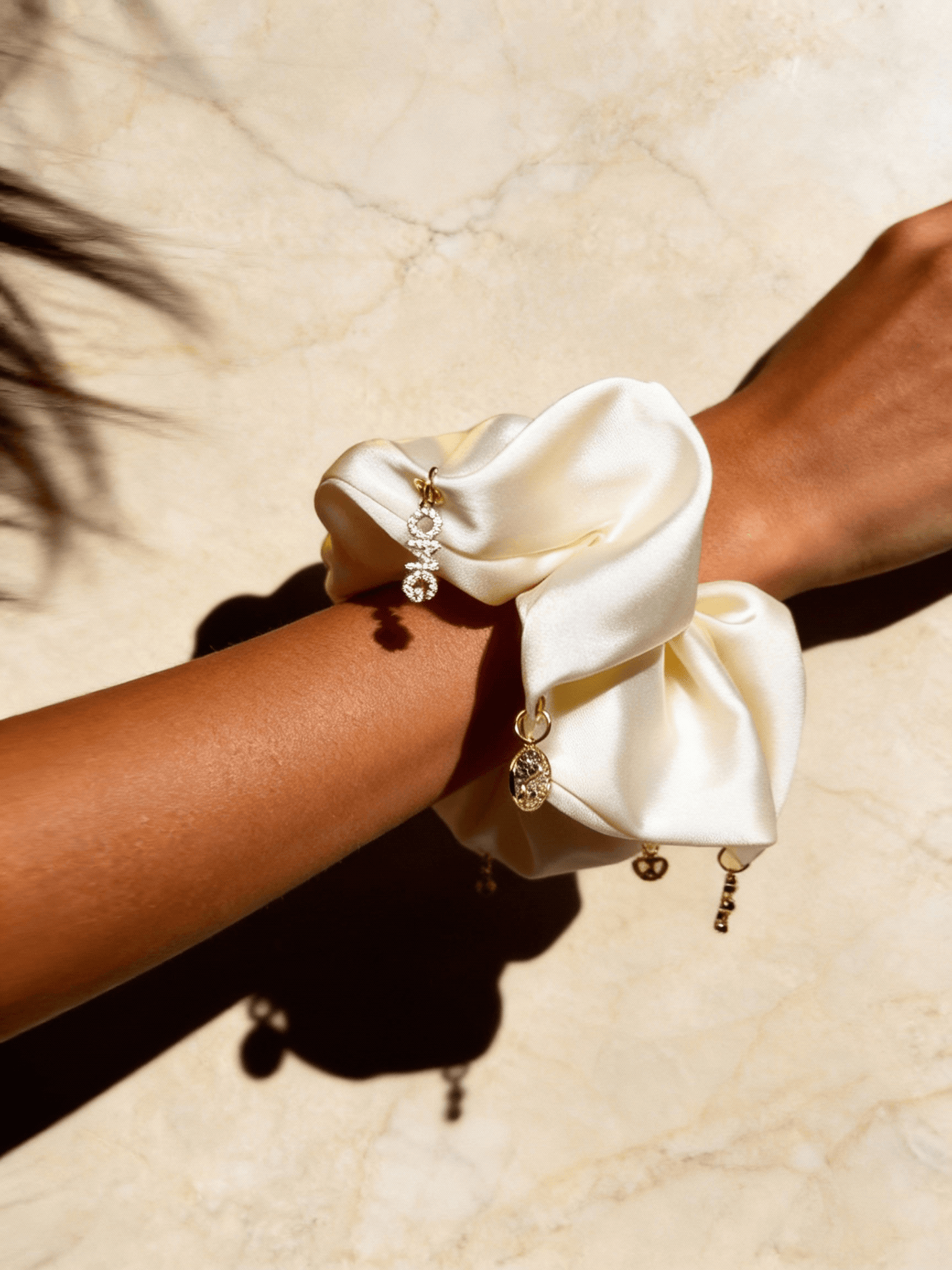 CHARMABLE SCRUNCHIE